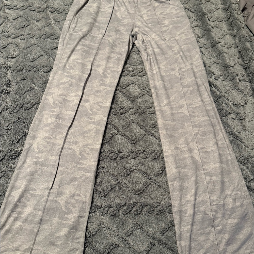 Elegant Gray Camouflage Wide Leg Women's Pants